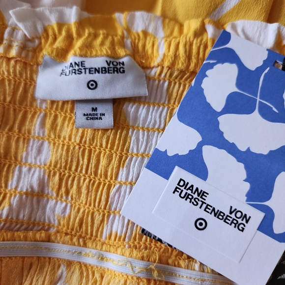 DVF Smocked Tie Strap Ginkgo Yellow Midi Dress NWT Size Medium - Picture 6 of 7